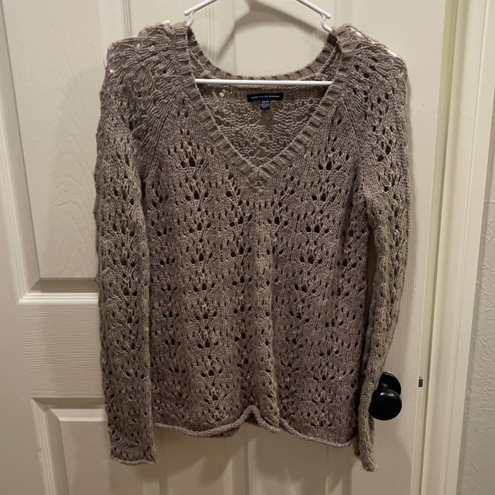 Lightweight sweater